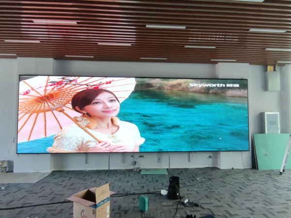 路南P1.53led小间距屏安装案例